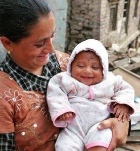 Bimbo nepalese salvato